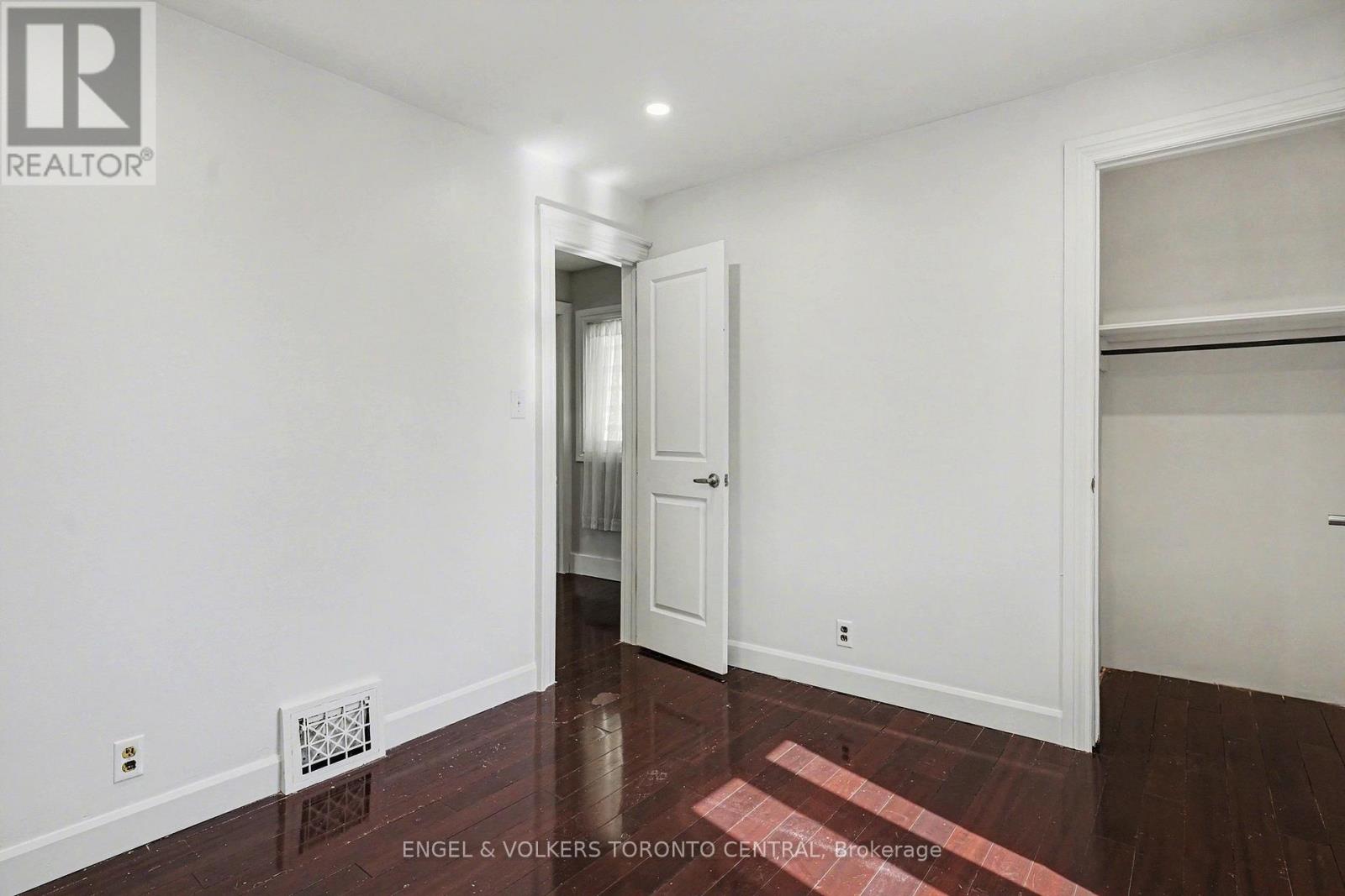 179 Coleman Avenue, Toronto, Ontario M4C 1P9 - Photo 18 - E12887976
