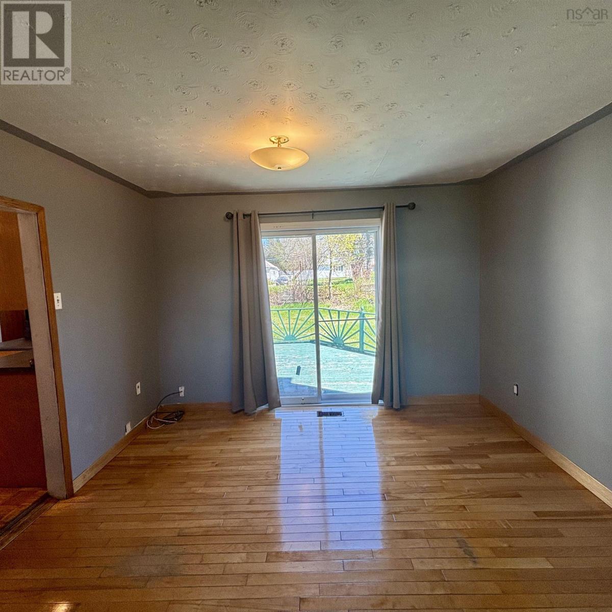 456 Second Street, New Waterford, Nova Scotia  B1H 3A3 - Photo 10 - 202611199