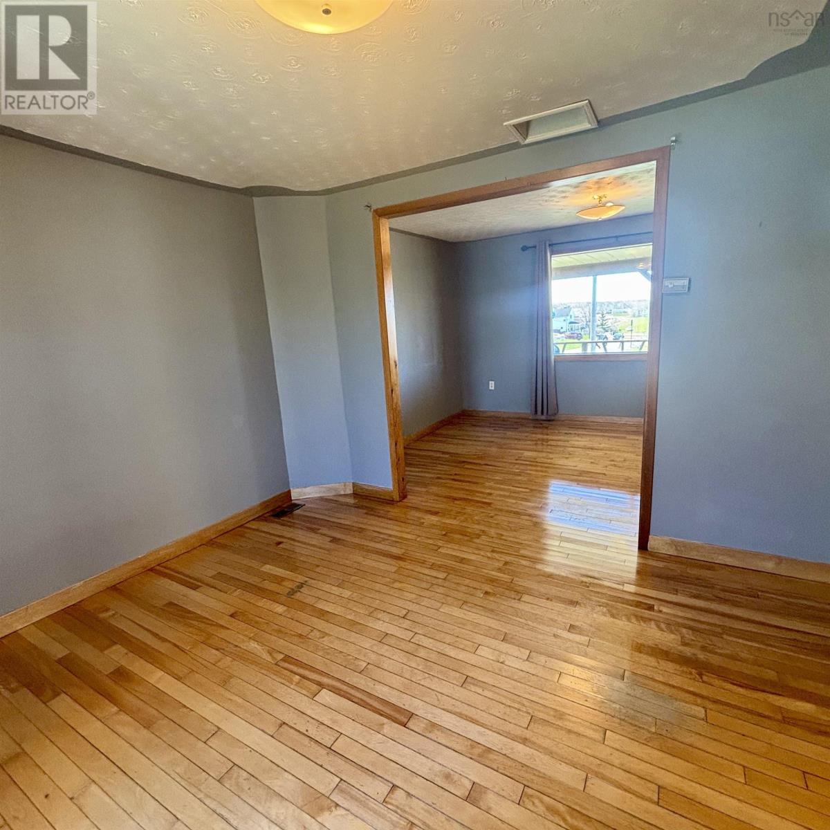 456 Second Street, New Waterford, Nova Scotia  B1H 3A3 - Photo 8 - 202611199
