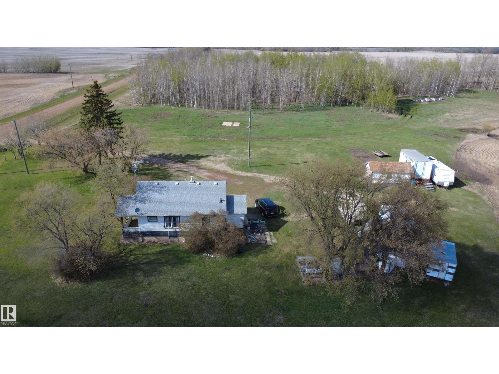 58211 RR 215, rural thorhild county, Alberta