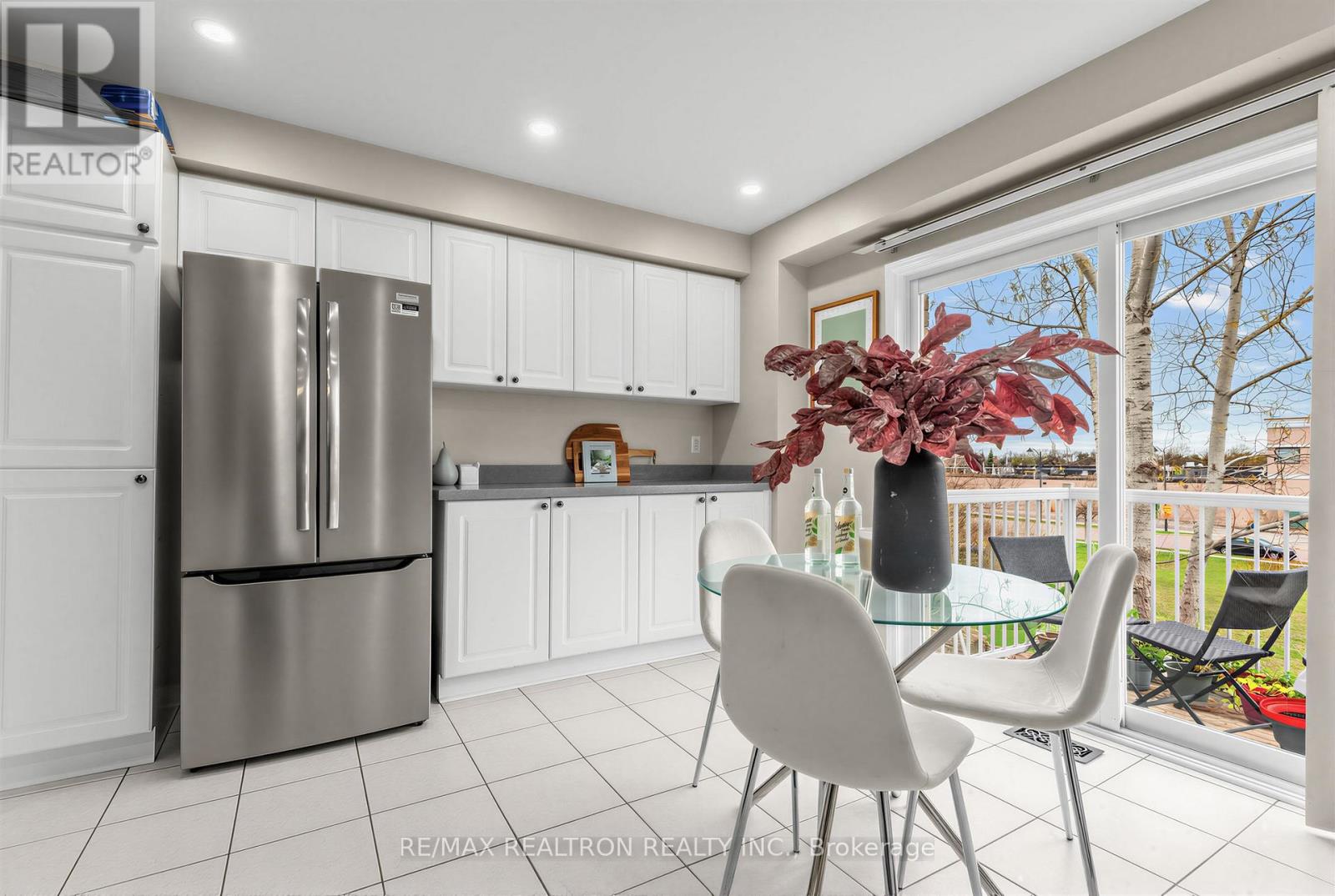 21 Cullcastle Street, Ajax, Ontario  L1S 0B1 - Photo 11 - E13141118