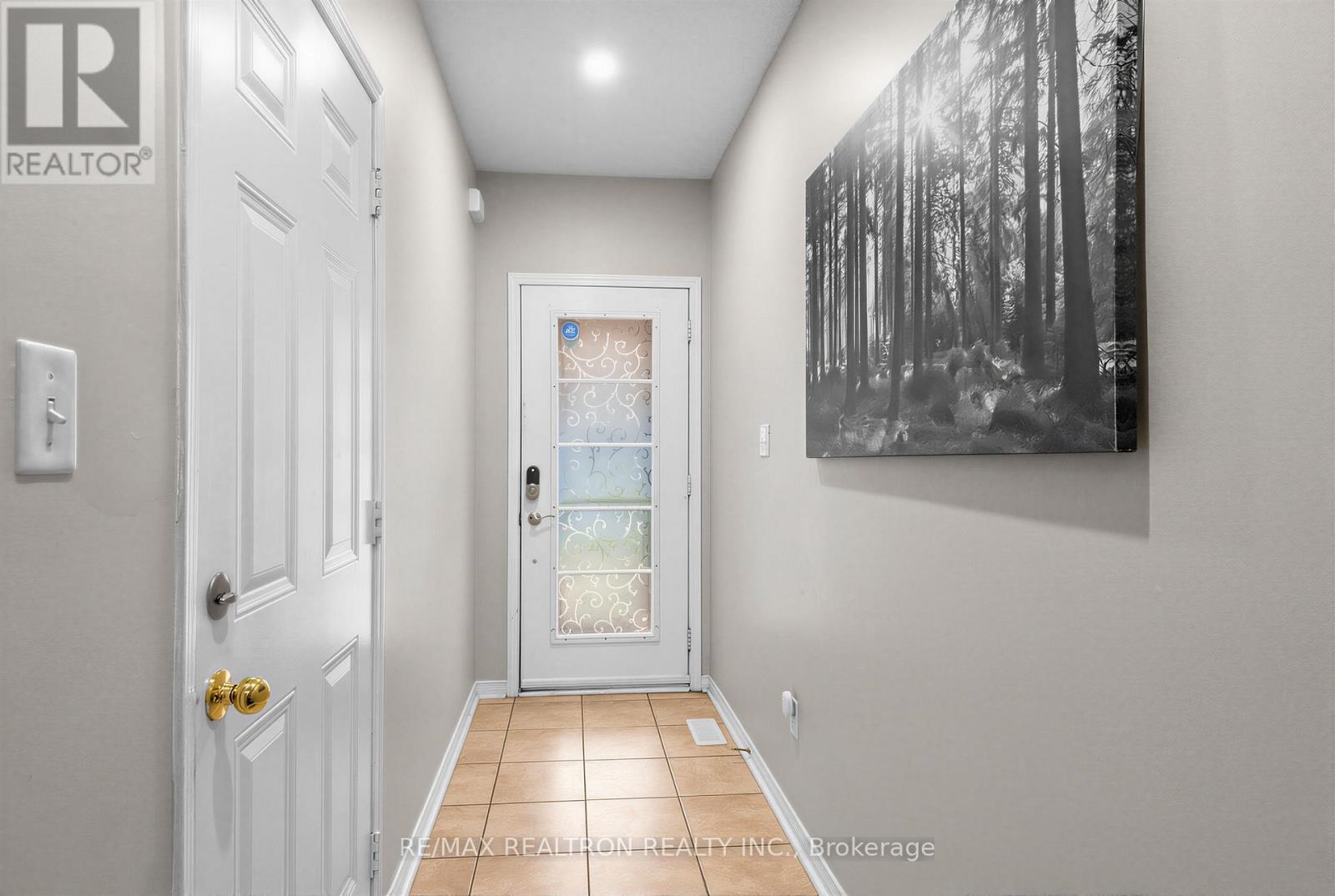21 Cullcastle Street, Ajax, Ontario  L1S 0B1 - Photo 7 - E13141118
