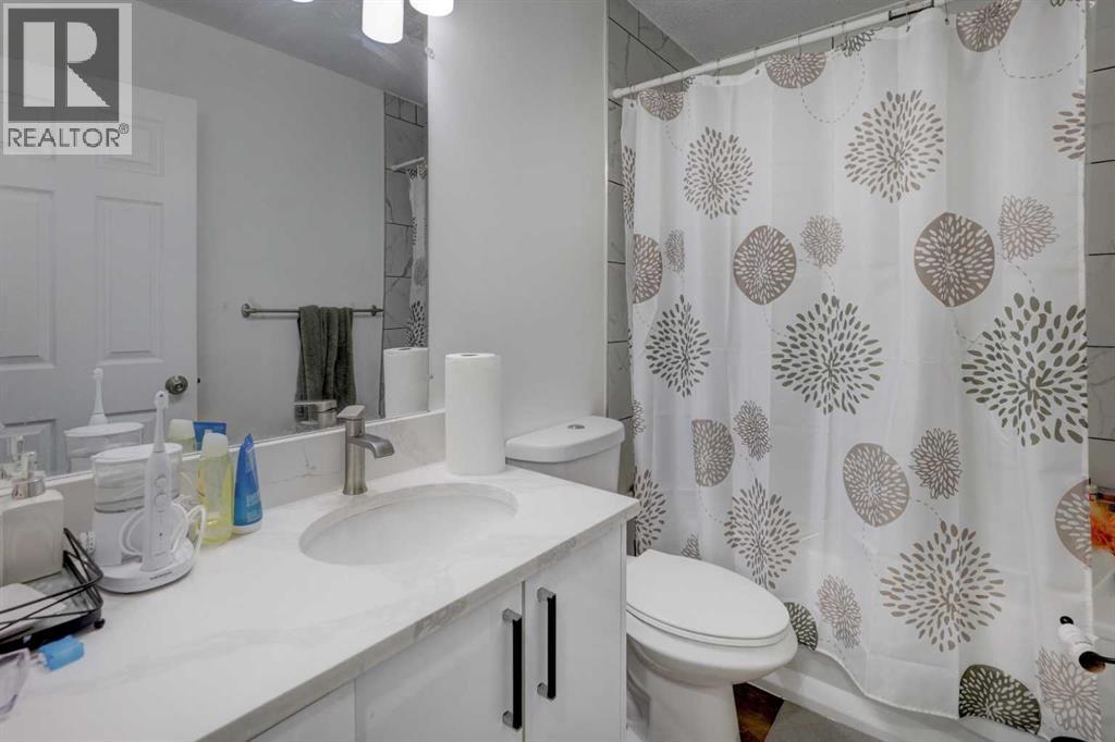 3403 42 Street NE, Calgary, Alberta  T1Y 4K1 - Photo 18 - A2311686