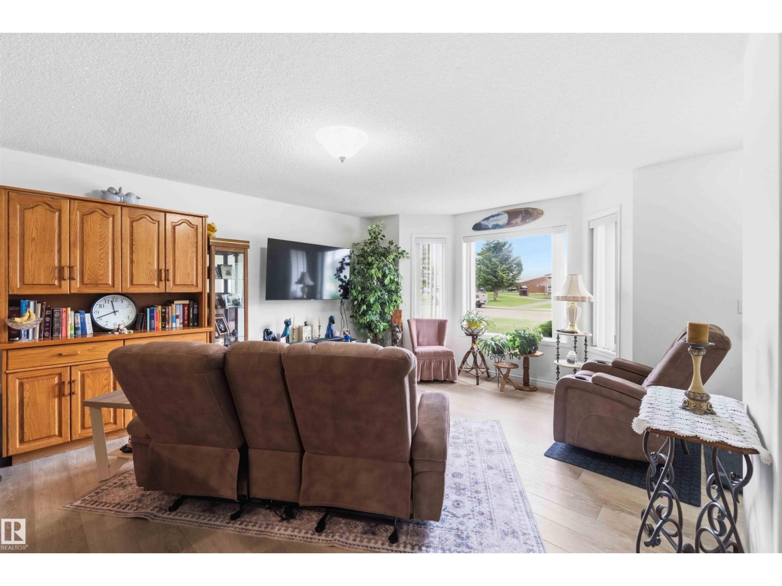 5138 47 St, Redwater, Alberta  T0A 2W0 - Photo 8 - E4488476