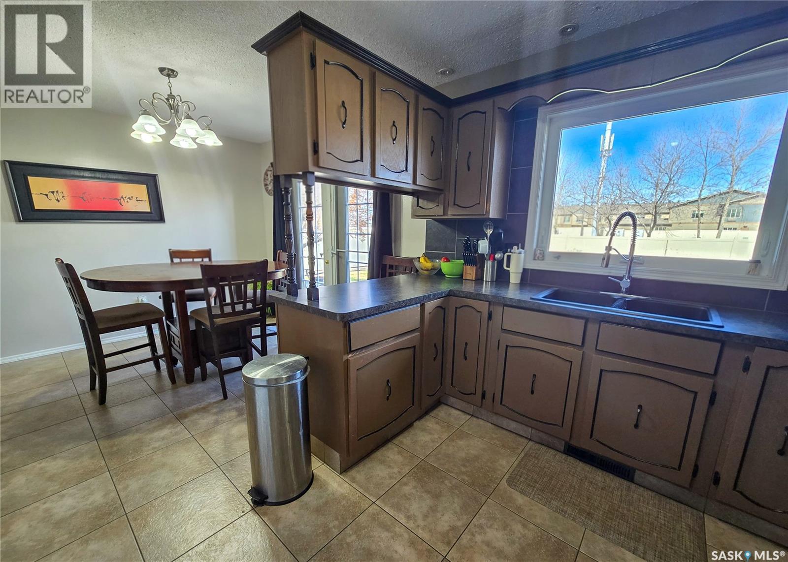 15 Mackenzie Drive, Yorkton, Saskatchewan  S3N 3M6 - Photo 7 - SK036276