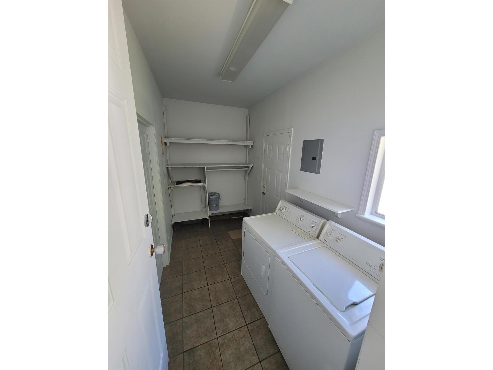 15439 Oxenham Avenue, White Rock, British Columbia  V4B 2J2 - Photo 10 - R3124643