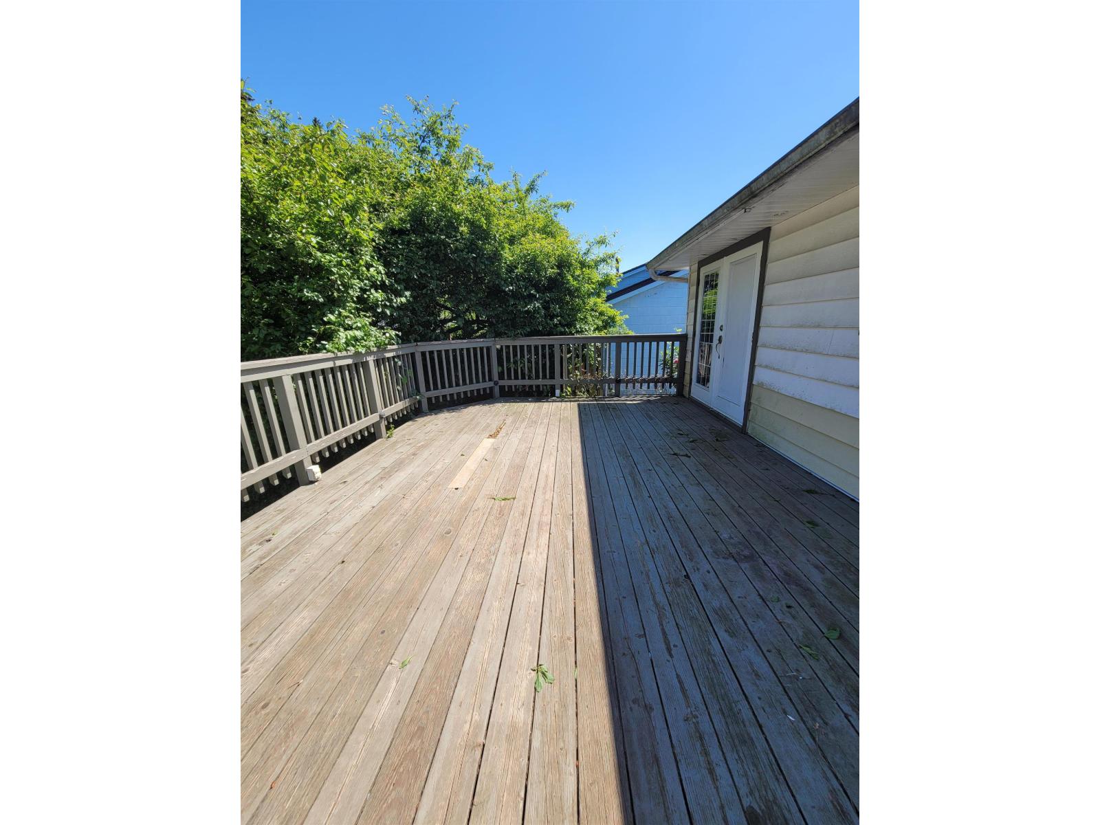 15439 Oxenham Avenue, White Rock, British Columbia  V4B 2J2 - Photo 12 - R3124643