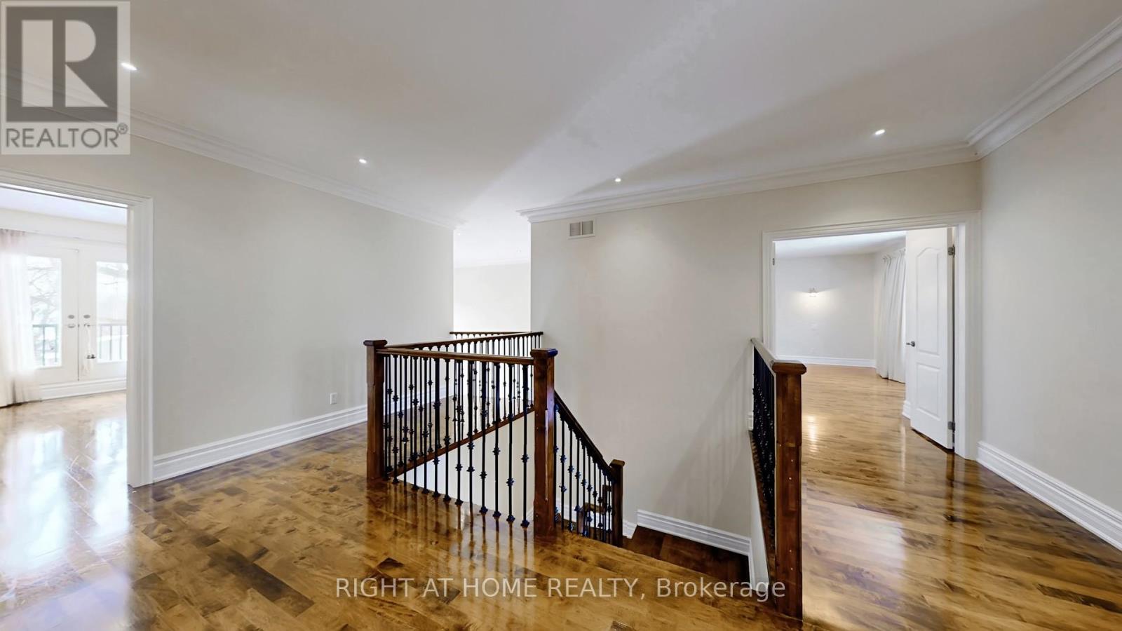 3414 Joan Drive, Mississauga, Ontario  L5B 1T5 - Photo 18 - W13141110