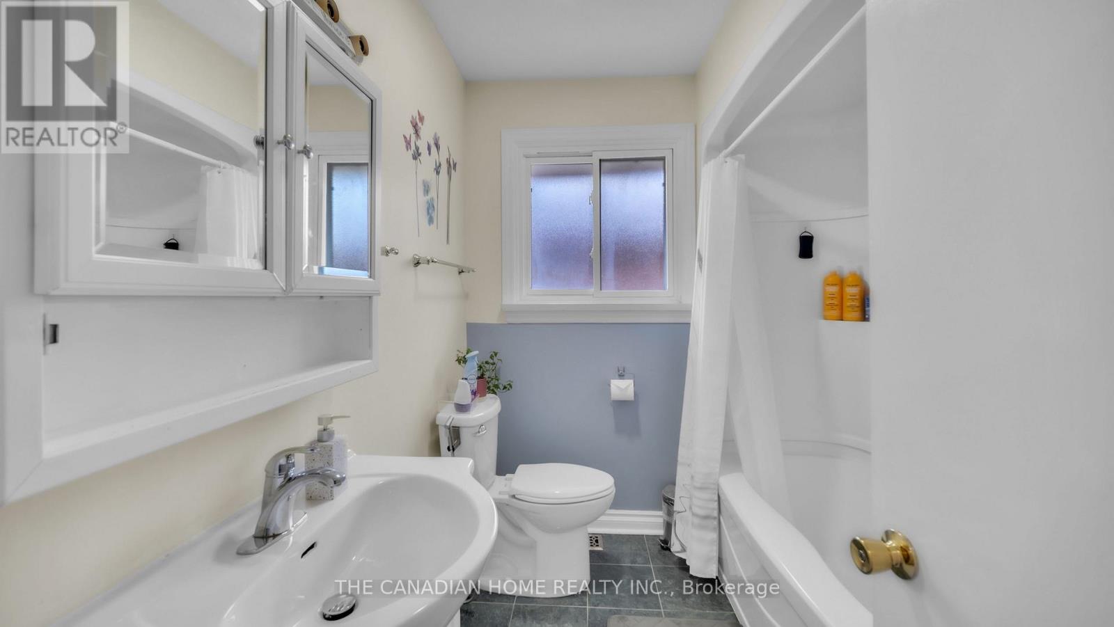 196 Tuxedo Ave Avenue, Hamilton, Ontario  L8K 2S4 - Photo 10 - X13141126