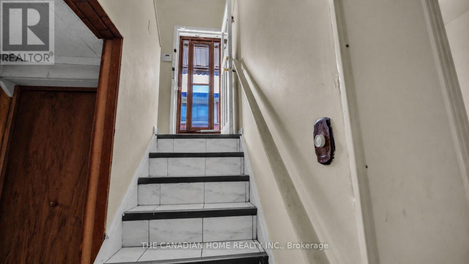 196 Tuxedo Ave Avenue, Hamilton, Ontario  L8K 2S4 - Photo 12 - X13141126