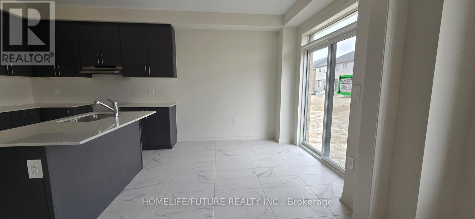 26 Rackham Lane, Clarington, Ontario  L1E 0M3 - Photo 10 - E13137004