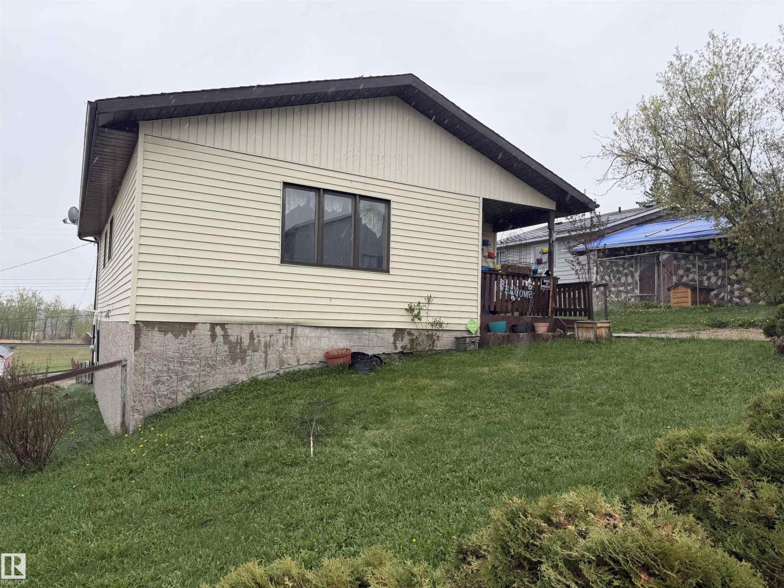 4847 50 AV, sangudo, Alberta