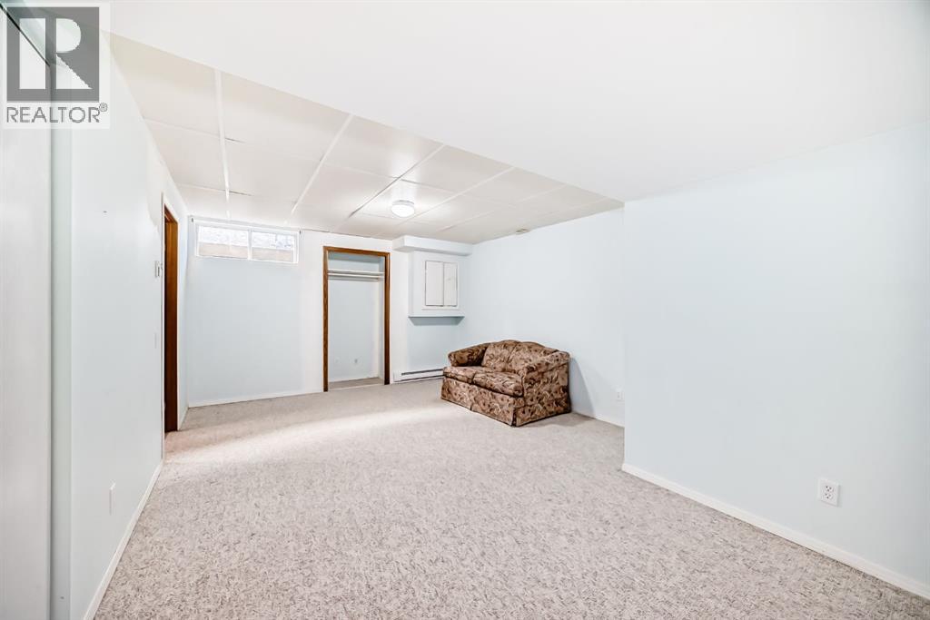 32 West Mackay Crescent, Cochrane, Alberta  T4C 1J9 - Photo 23 - A2285019