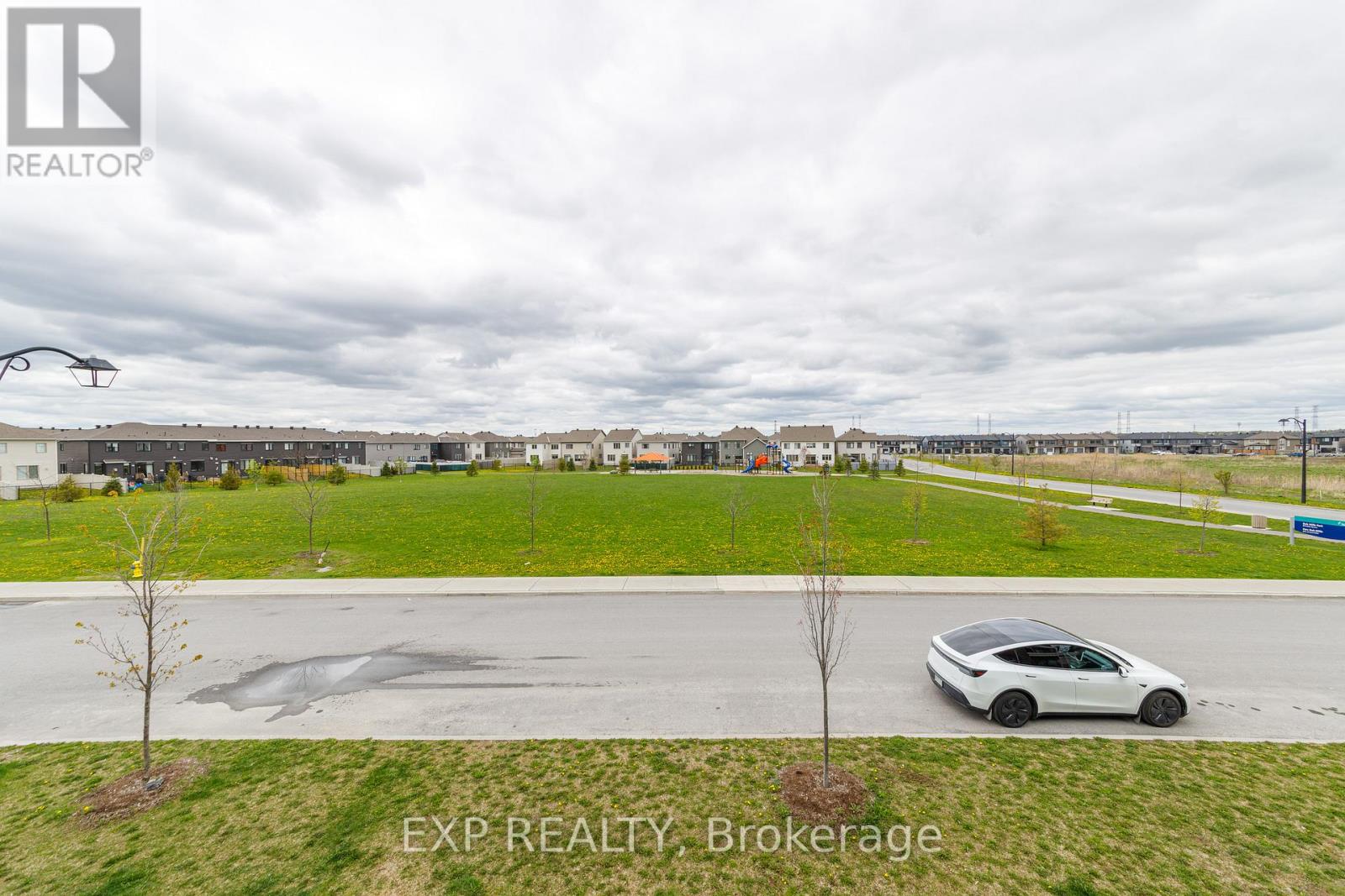 852 Atlas Terrace, Ottawa, Ontario  K2V 0S3 - Photo 2 - X13141134