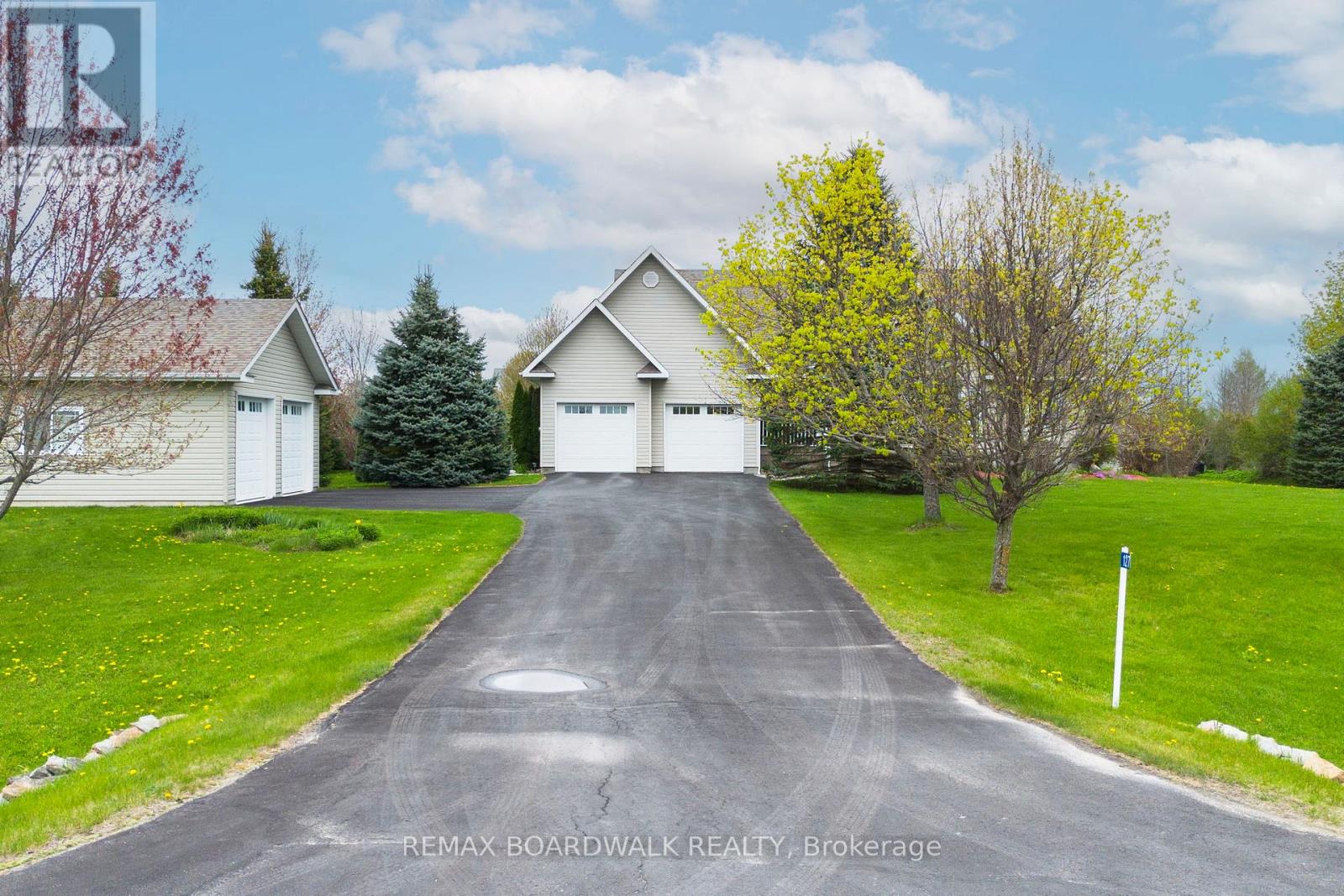 127 Macpherson Way, Drummond/north Elmsley, Ontario  K7H 3C9 - Photo 2 - X13141138
