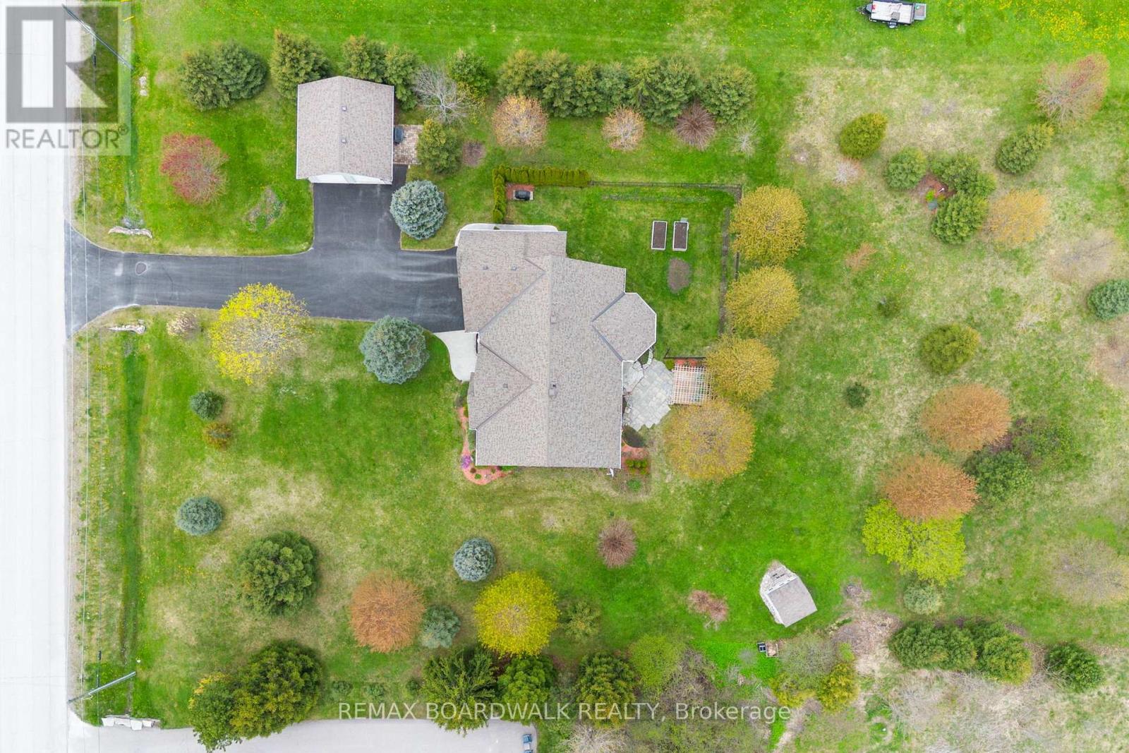127 Macpherson Way, Drummond/north Elmsley, Ontario  K7H 3C9 - Photo 38 - X13141138