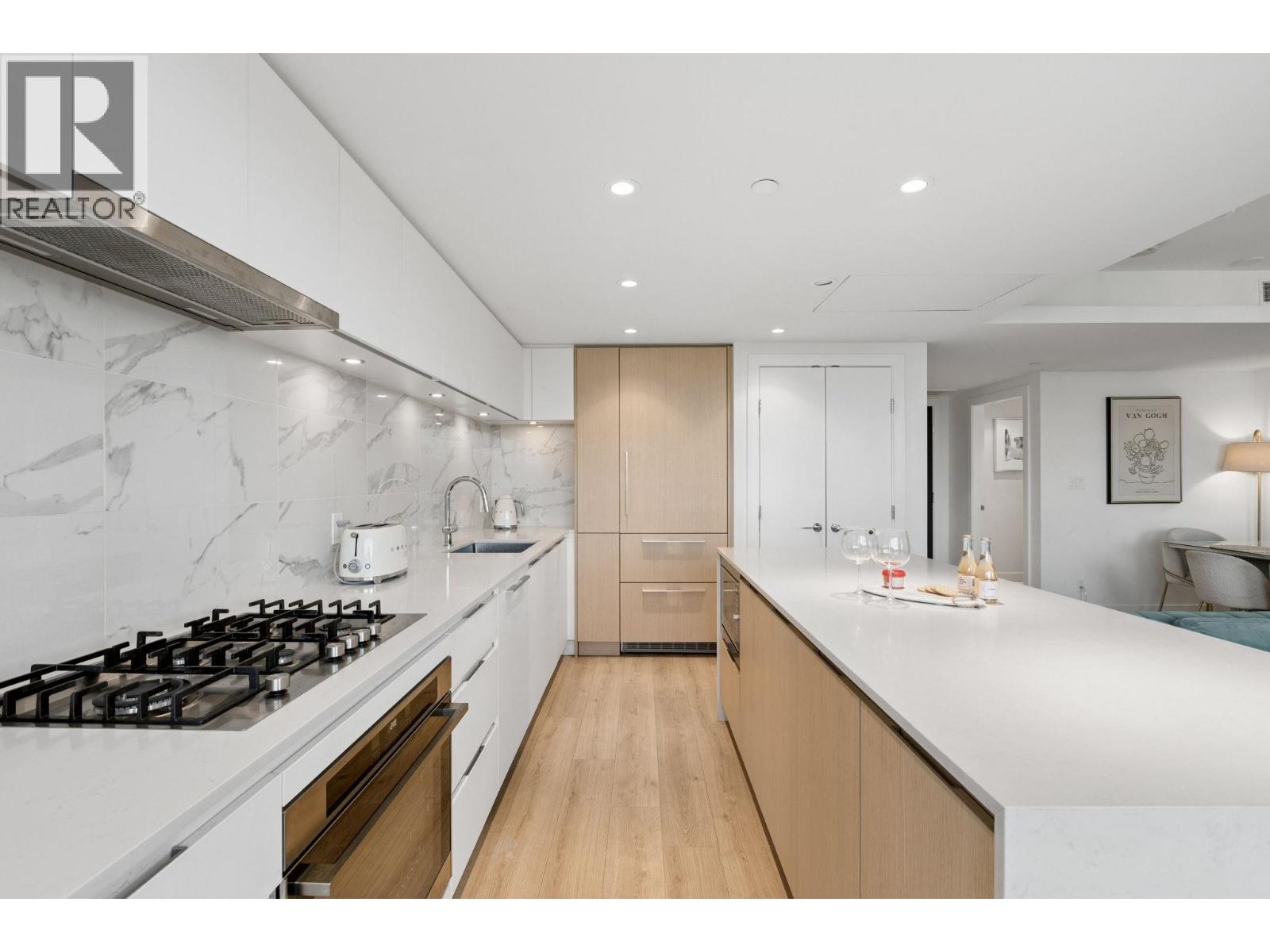 611 1500 Fern Street, North Vancouver, British Columbia  V7J 0E6 - Photo 13 - R3124635