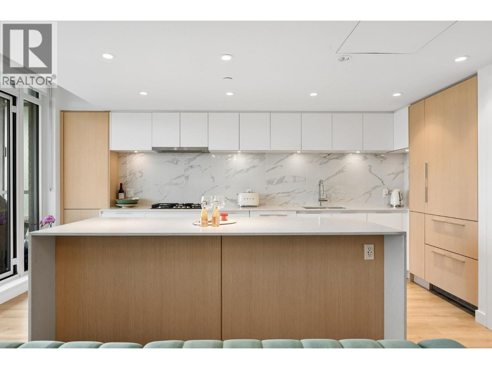 611 1500 Fern Street, North Vancouver, British Columbia  V7J 0E6 - Photo 14 - R3124635