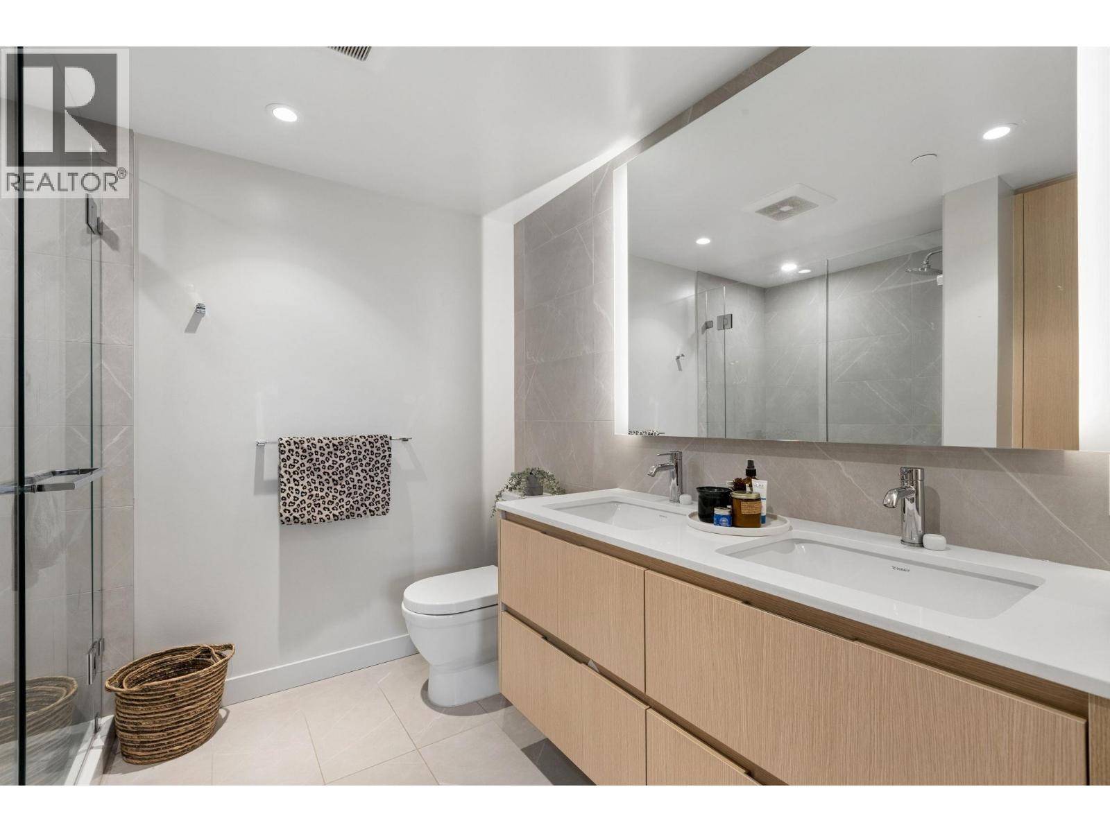 611 1500 Fern Street, North Vancouver, British Columbia  V7J 0E6 - Photo 21 - R3124635
