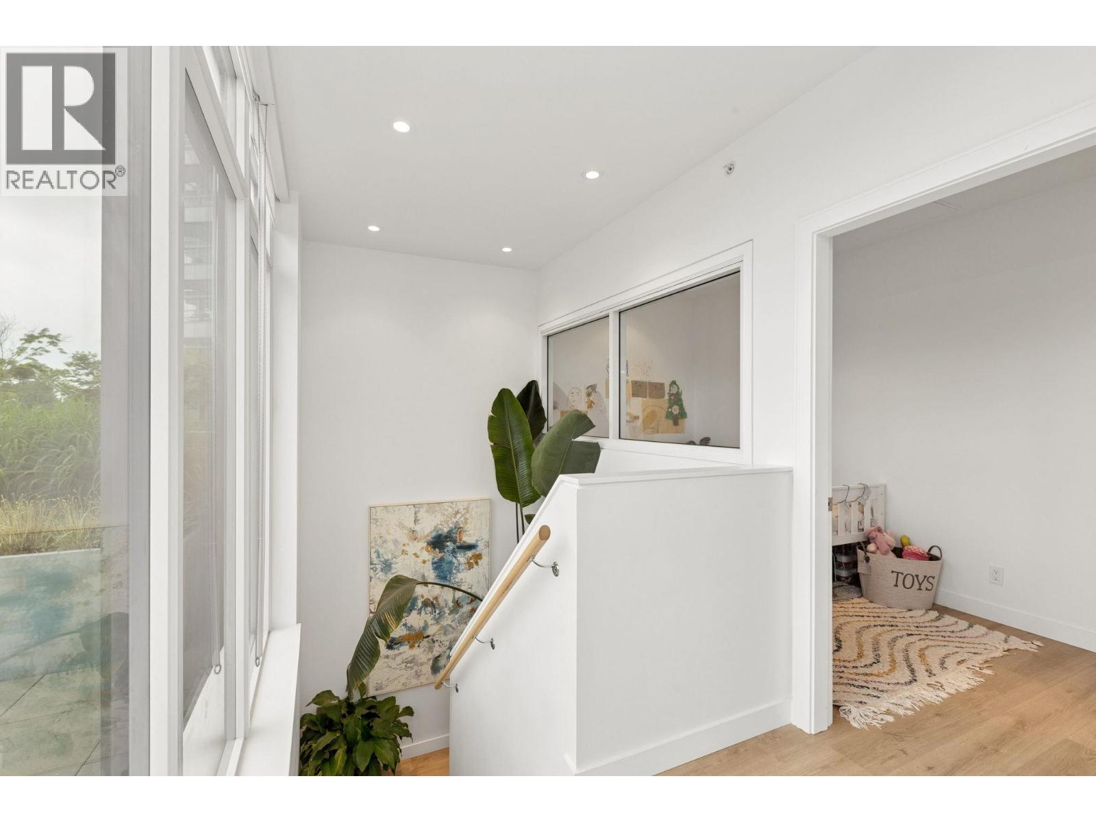 611 1500 Fern Street, North Vancouver, British Columbia  V7J 0E6 - Photo 24 - R3124635