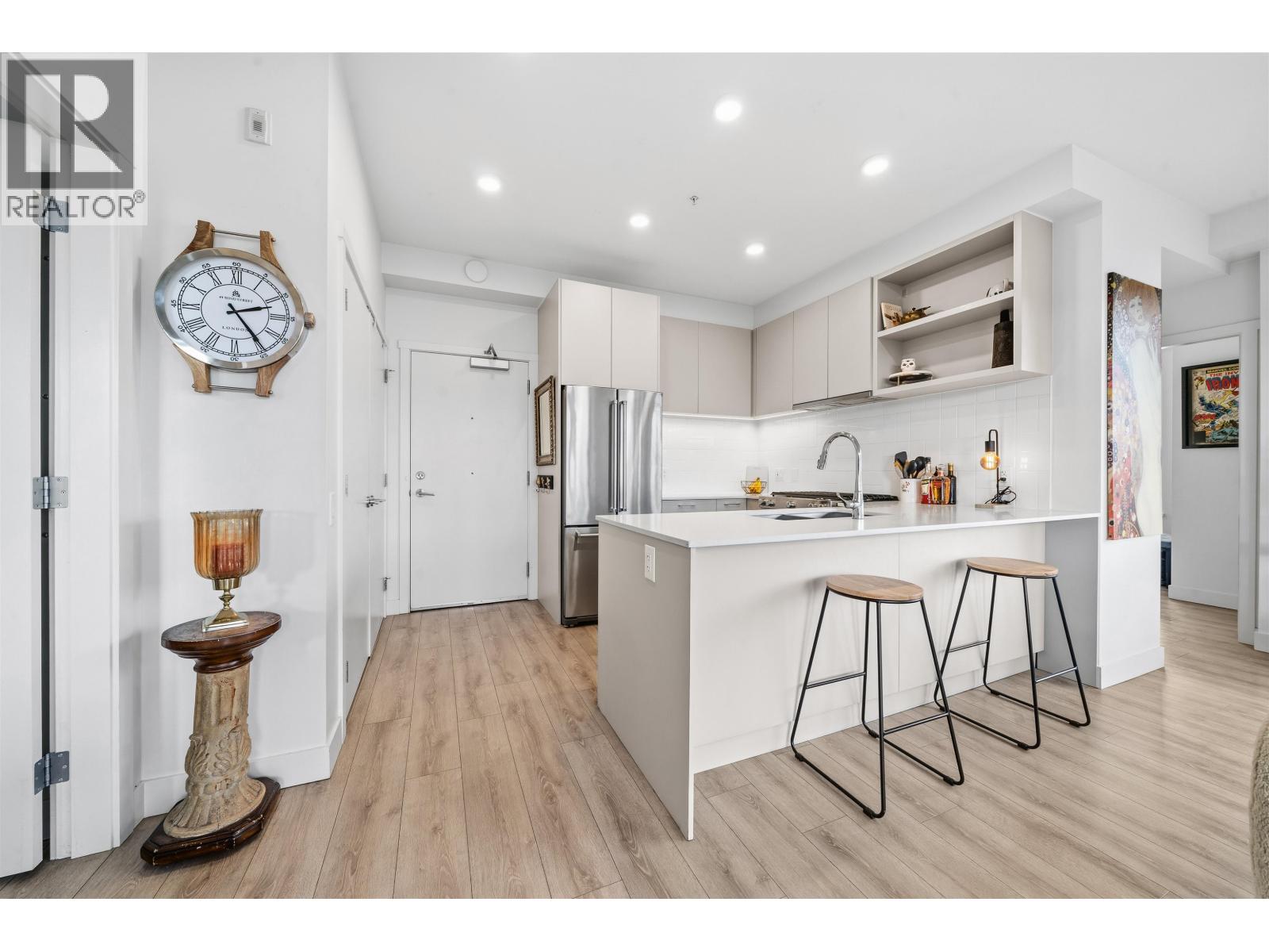 613 735 Anskar Court, Coquitlam, British Columbia  V3J 0L7 - Photo 8 - R3124637