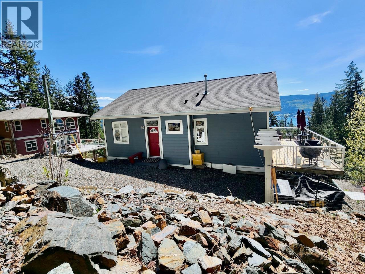 7660 Lichen Road, Anglemont, British Columbia  V0E 1M8 - Photo 61 - 10384254