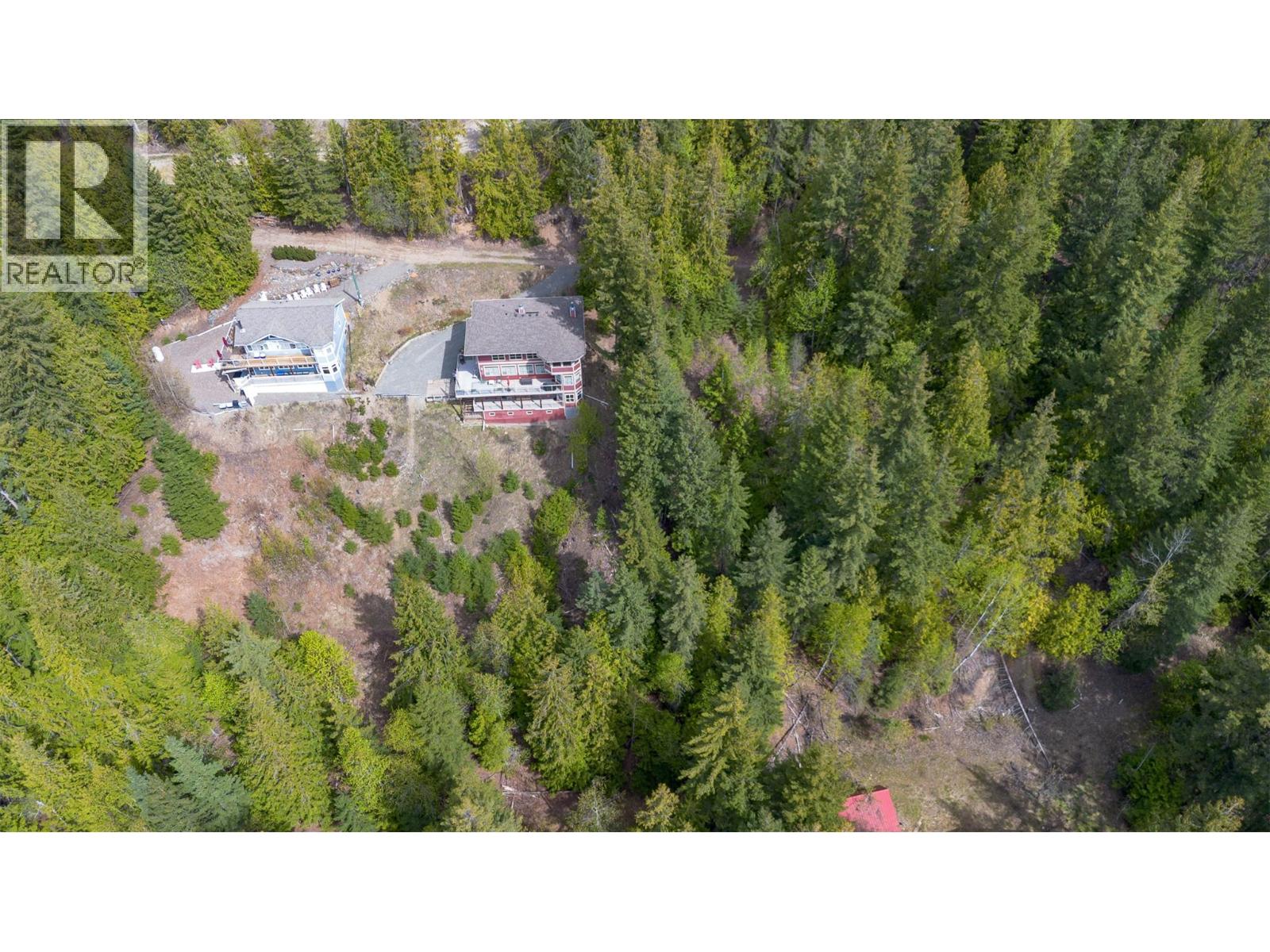 7660 Lichen Road, Anglemont, British Columbia  V0E 1M8 - Photo 64 - 10384254