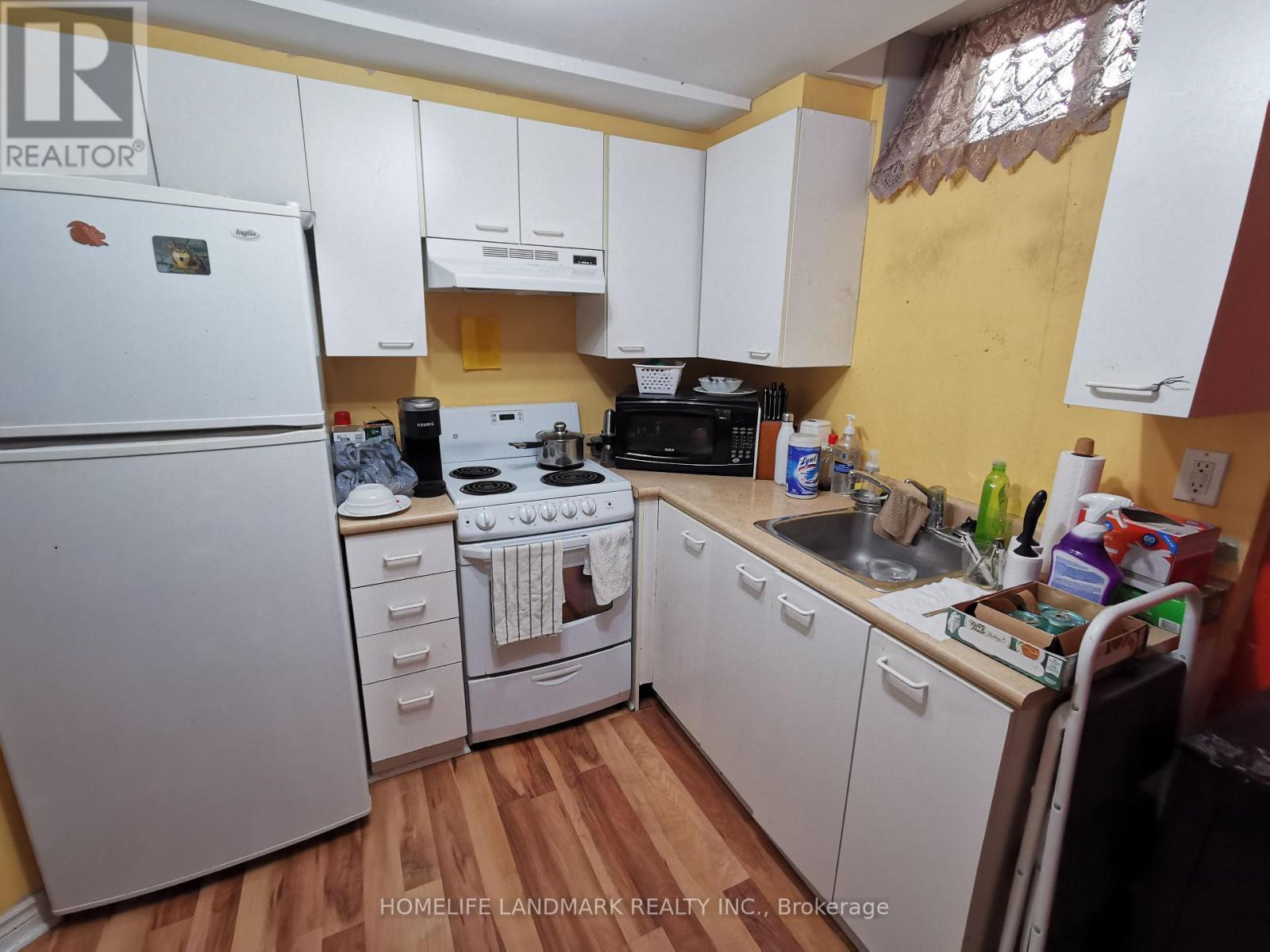 296 Glen Hill Drive, Whitby, Ontario  L1N 7J8 - Photo 7 - E13141144