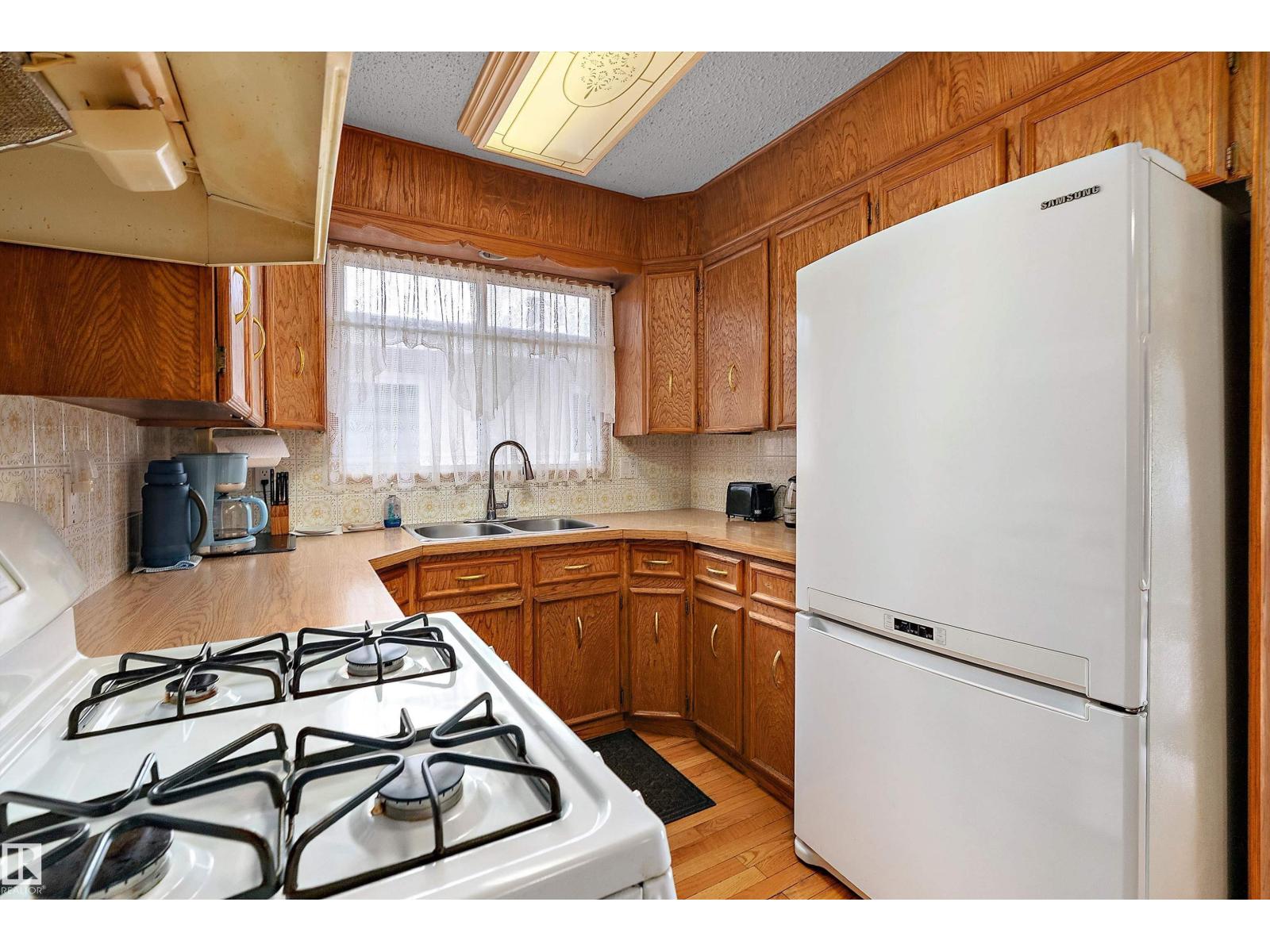 15907 101 St Nw, Edmonton, Alberta  T5X 4E6 - Photo 9 - E4488479