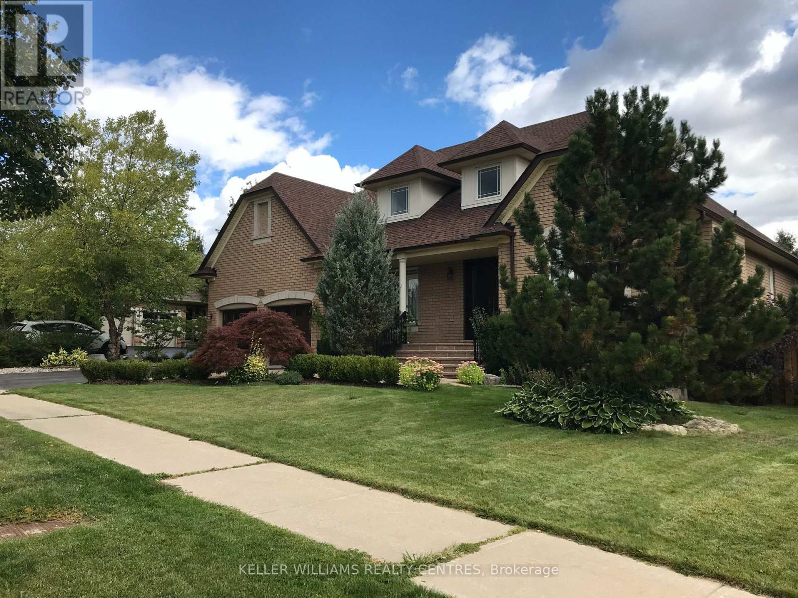 148 HUNTERWOOD CHASE, Vaughan, Ontario