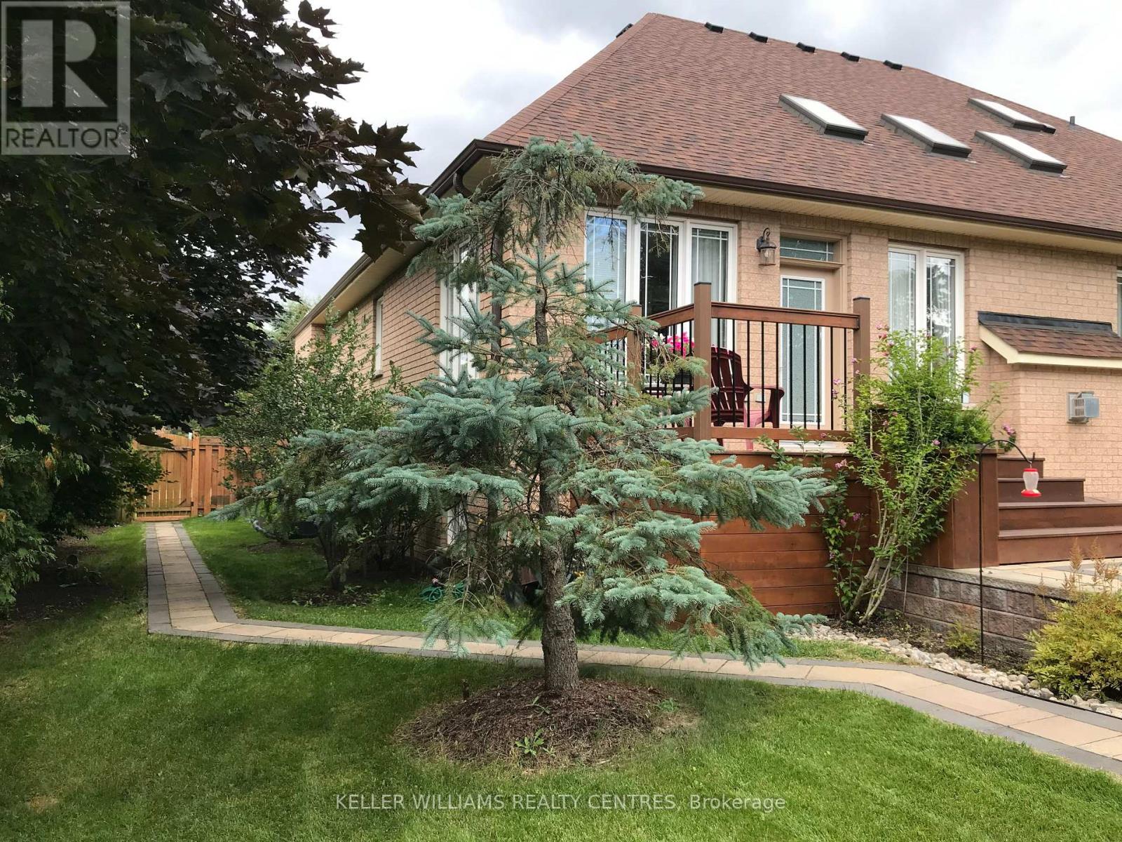 148 Hunterwood Chase, Vaughan, Ontario  L6A 4A8 - Photo 14 - N13141128
