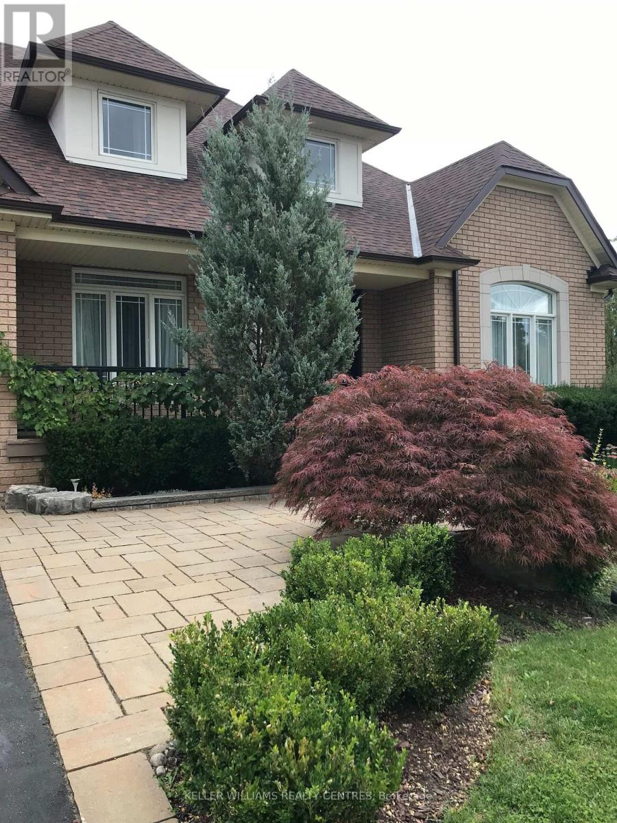 148 Hunterwood Chase, Vaughan, Ontario  L6A 4A8 - Photo 2 - N13141128