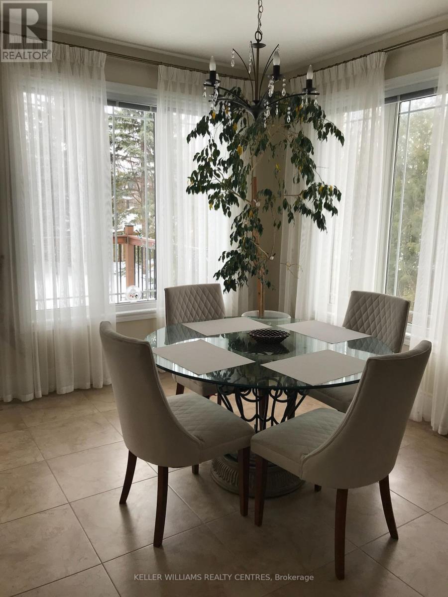 148 Hunterwood Chase, Vaughan, Ontario  L6A 4A8 - Photo 7 - N13141128