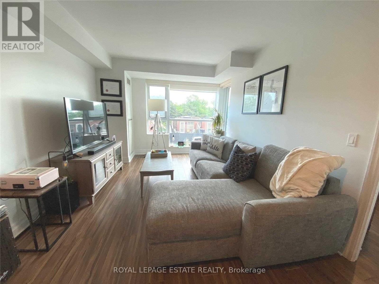 211 - 20 Gothic Avenue, Toronto, Ontario  M6P 1T5 - Photo 9 - W13141130