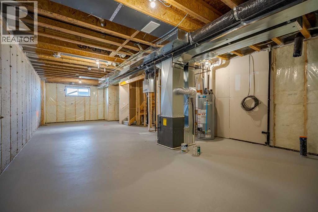 201 Bridgeport Gate, Chestermere, Alberta  T1X 3E2 - Photo 35 - A2304307