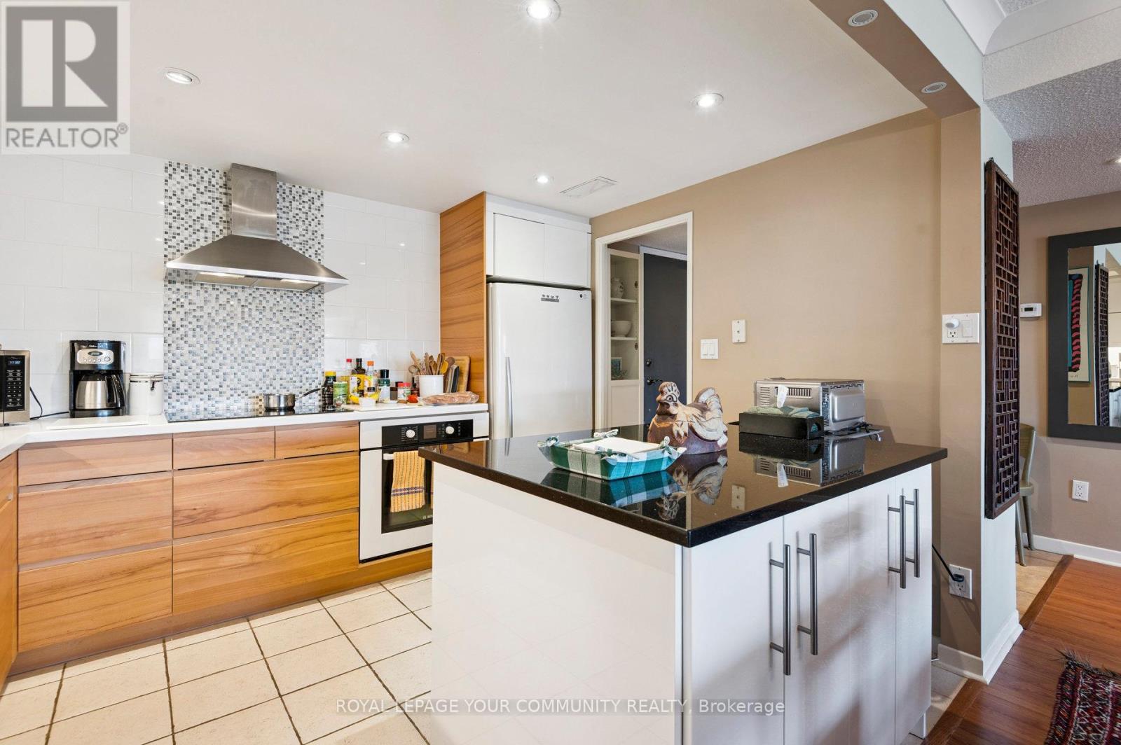 603 - 135 George Street S, Toronto, Ontario  M5A 4E8 - Photo 17 - C12597454