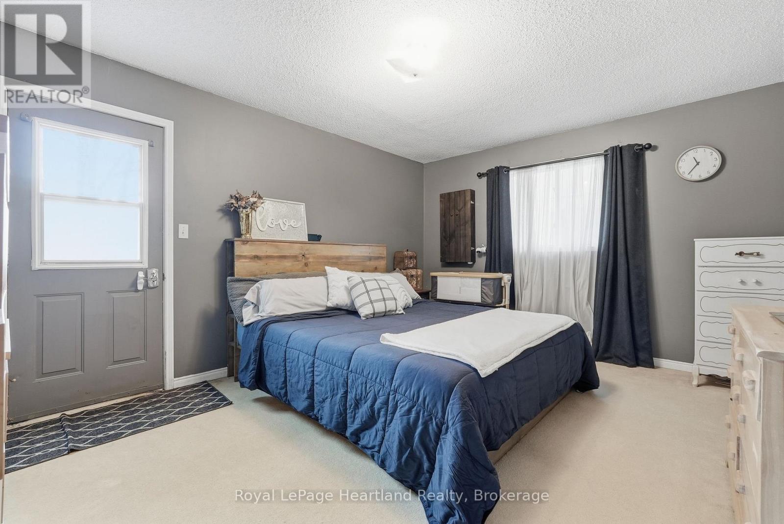 533 Ainley Street, Huron East, Ontario  N0G 1H0 - Photo 18 - X13141148