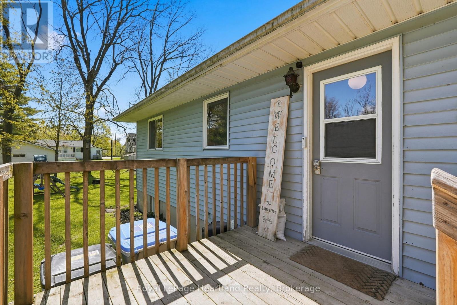 533 Ainley Street, Huron East, Ontario  N0G 1H0 - Photo 5 - X13141148