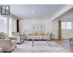 8 HEMINGWAY CRESCENT, Markham, Ontario