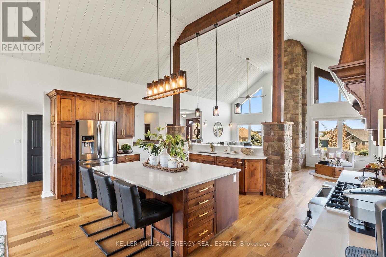 112 PELLER COURT, Kawartha Lakes, Ontario