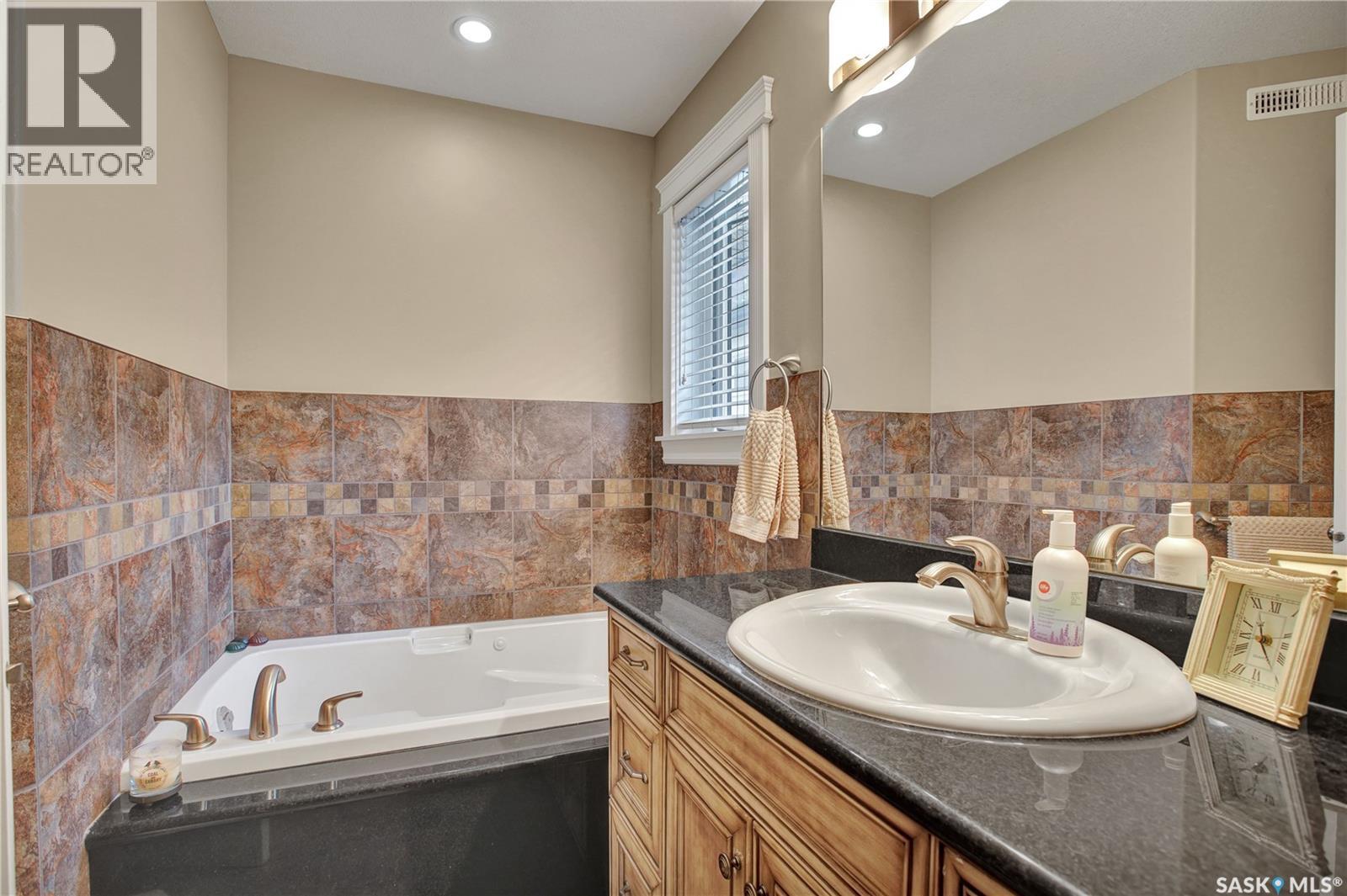 1003 5th Street E, Saskatoon, Saskatchewan  S7H 1H3 - Photo 27 - SK036316