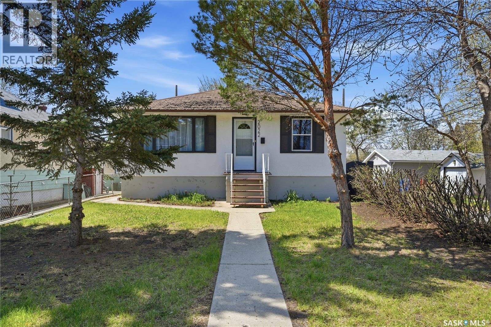 2022 Wascana STREET, Regina, Saskatchewan
