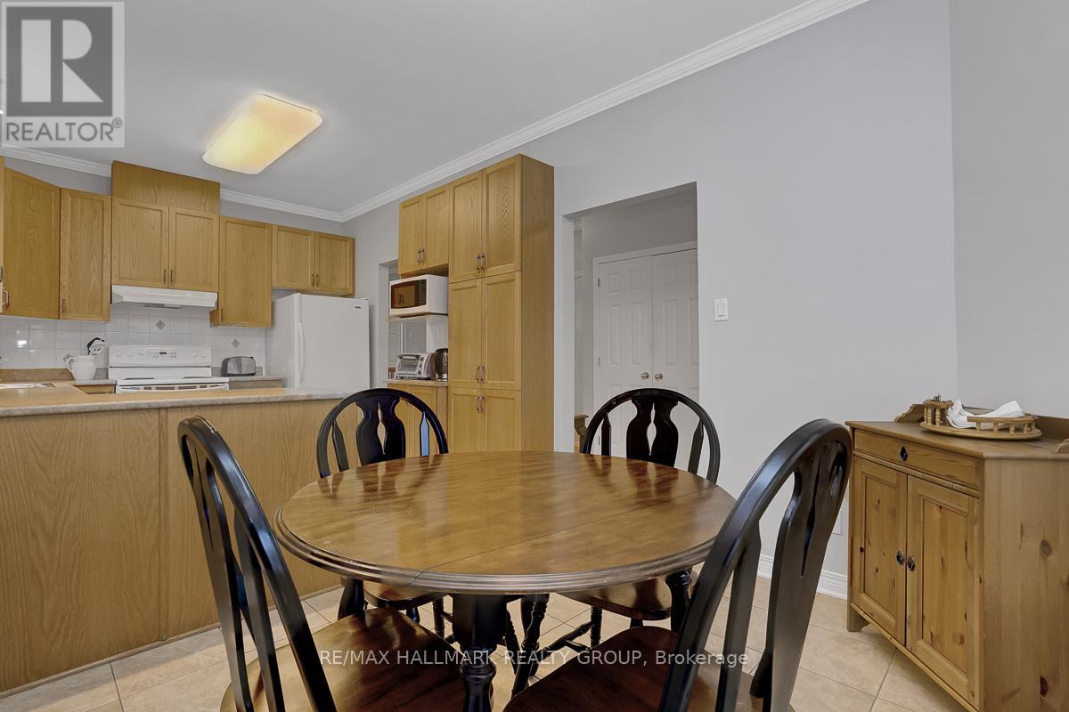 853 Swallowtail Crescent, Ottawa, Ontario  K4A 4M5 - Photo 12 - X12998634