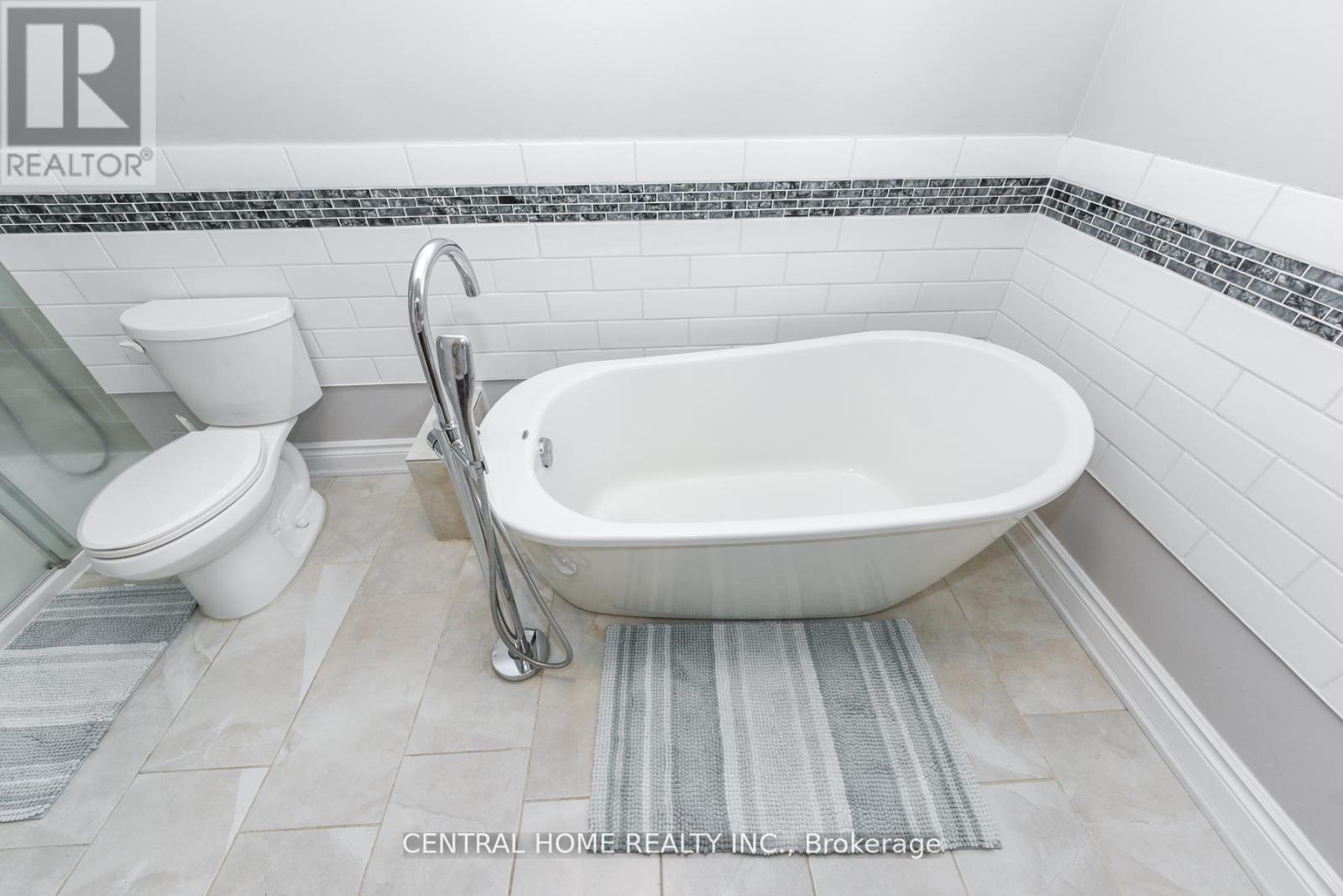 4 Robaldon Road, Toronto, Ontario  M9A 5A7 - Photo 26 - W13141174