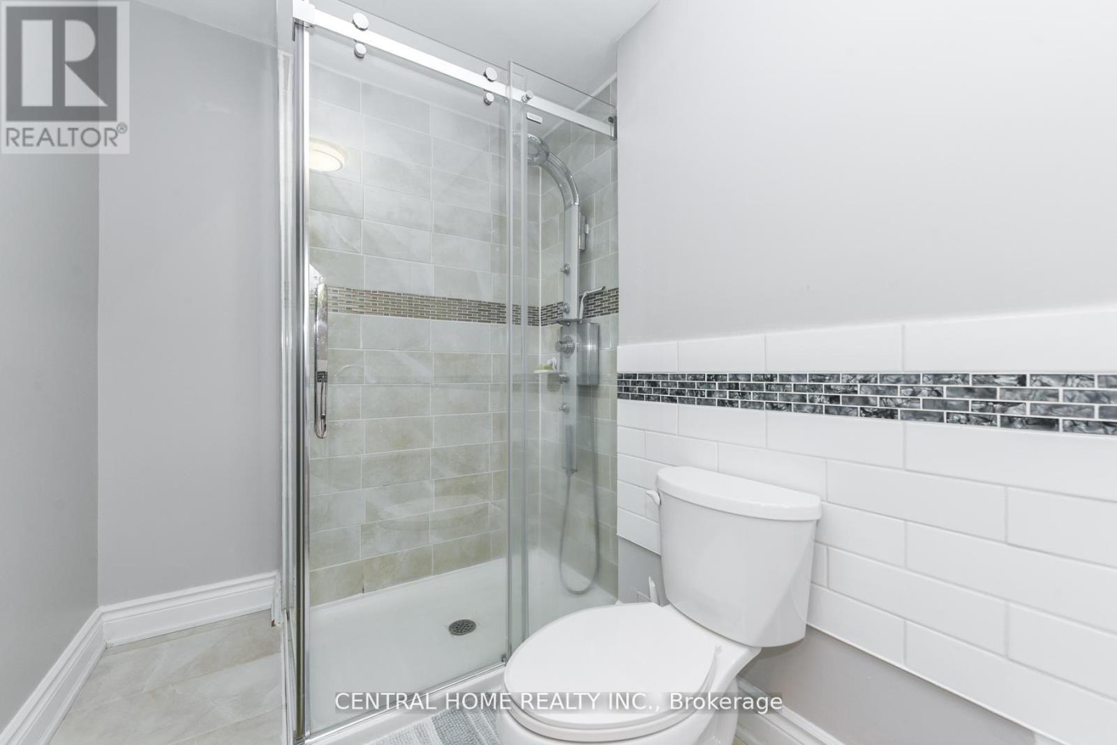 4 Robaldon Road, Toronto, Ontario  M9A 5A7 - Photo 35 - W13141174