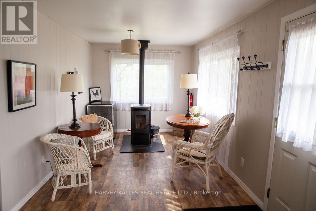 8 School House Road, Prince Edward County, Ontario  K0K 2P0 - Photo 5 - X13141176