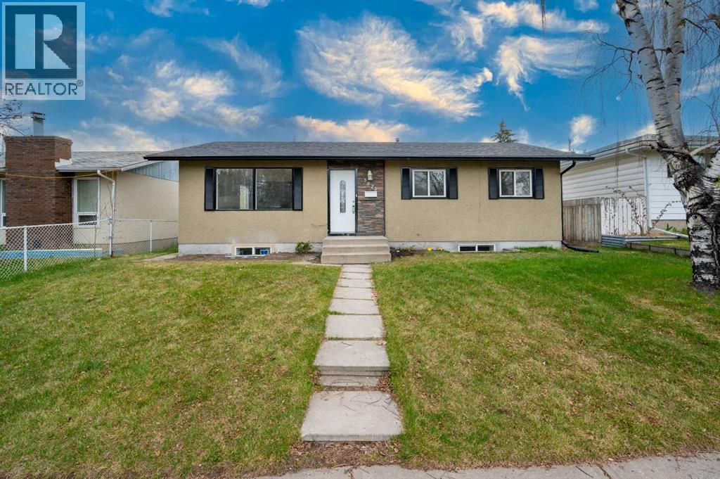5023 Marlborough Drive NE, Calgary, Alberta