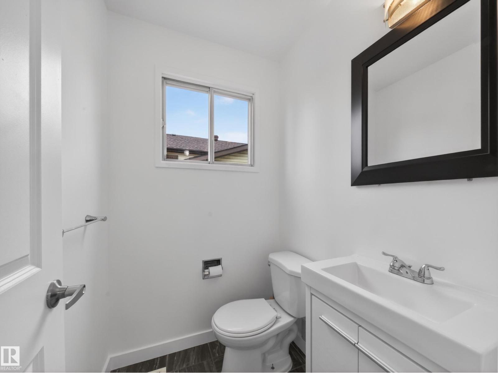 3520 49a Street Nw, Edmonton, Alberta  T6L 3V9 - Photo 9 - E4488486