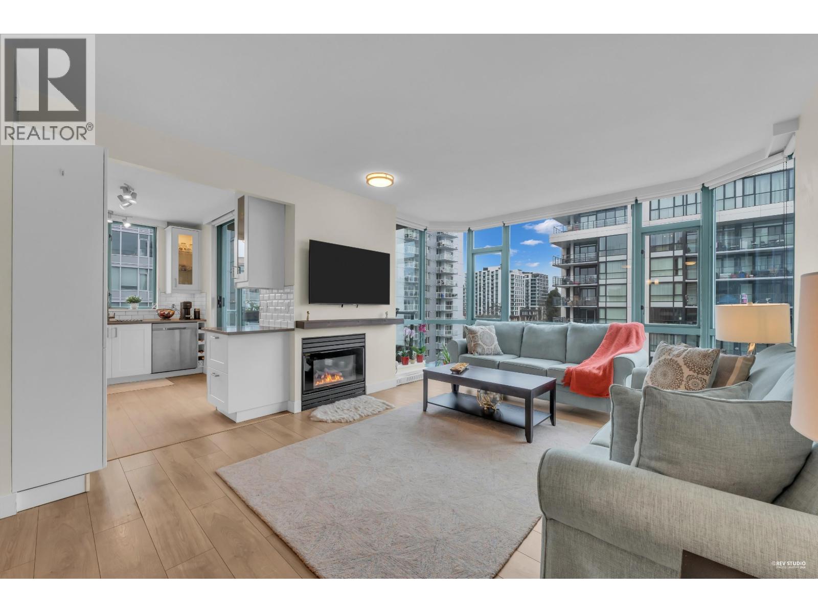 801 140 E 14 Street, North Vancouver, British Columbia  V7L 2N3 - Photo 7 - R3116416