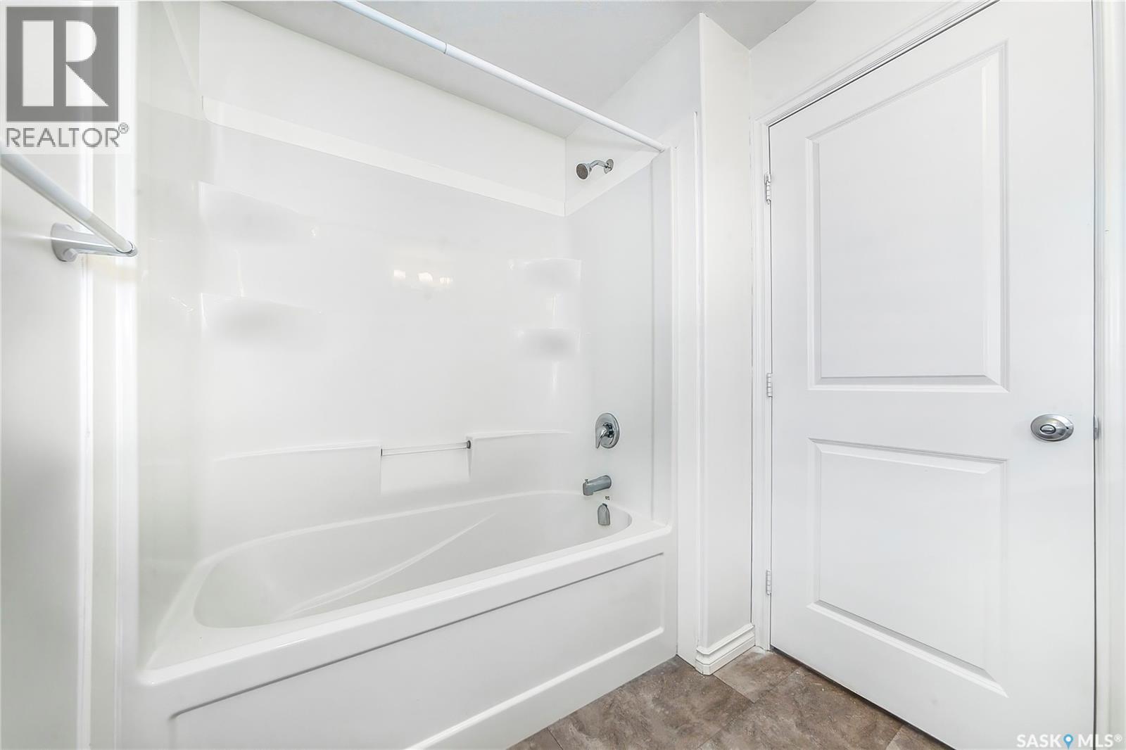501 110 Akhtar Bend, Saskatoon, Saskatchewan  S7W 0Y9 - Photo 37 - SK036212